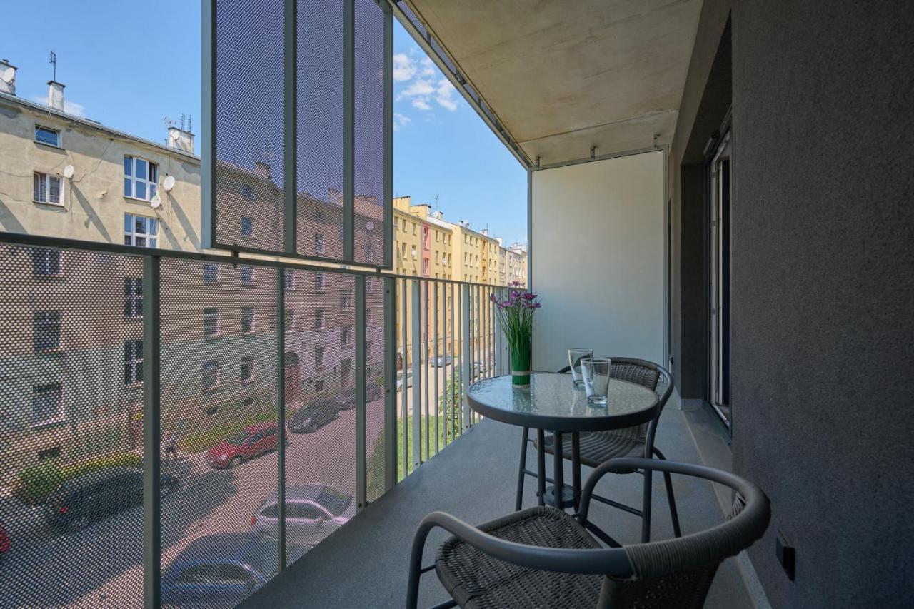 Nowa Manufaktura Apartment Wroclaw Krzyki By Noclegi Renters Exterior foto